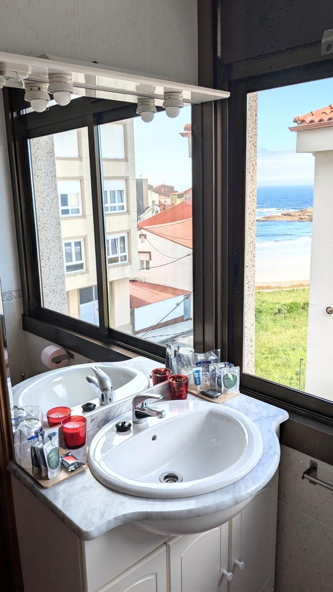 Pension Club Del Mar Cayón Exteriör bild